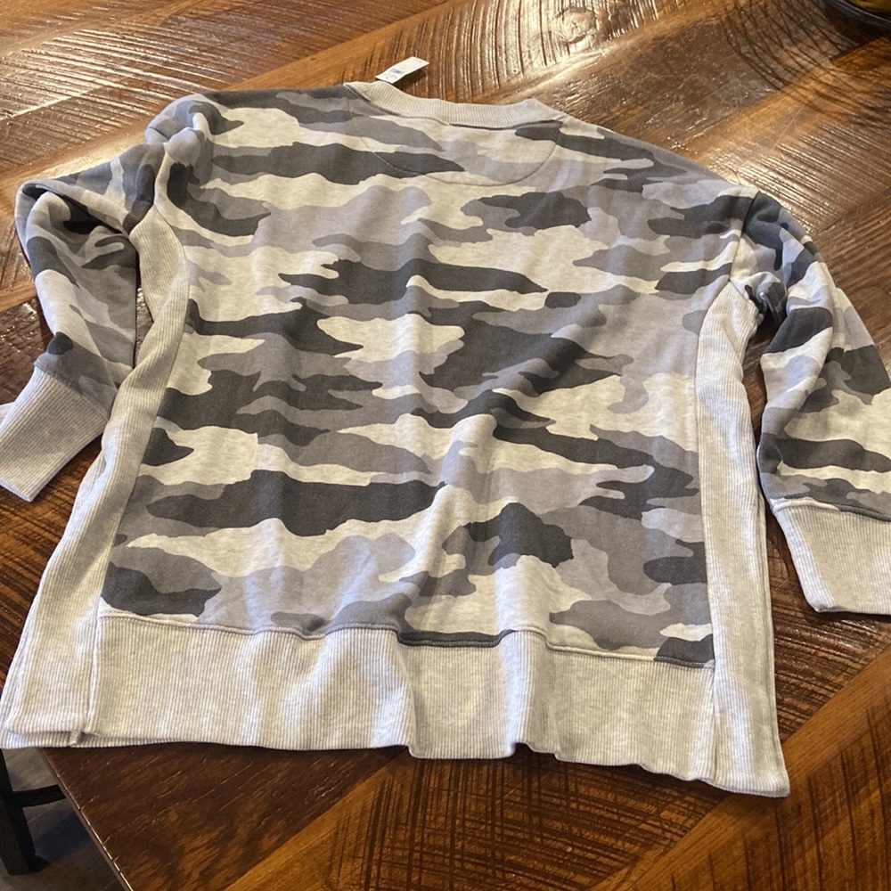 Aerie sweatshirt, size M, NWT, grey camo - Picture 3 of 3